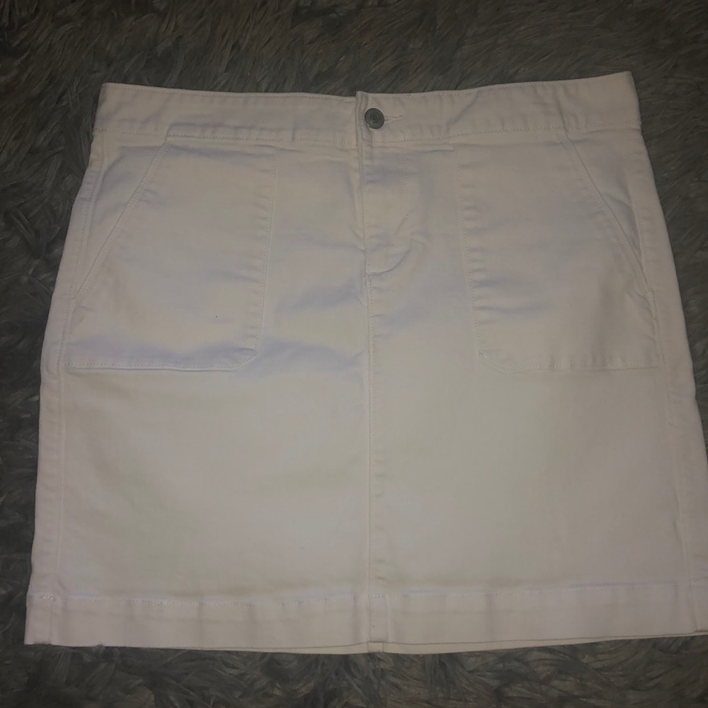 Woman’s skirt | Size 6